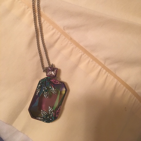 Necklace - Picture 3 of 6